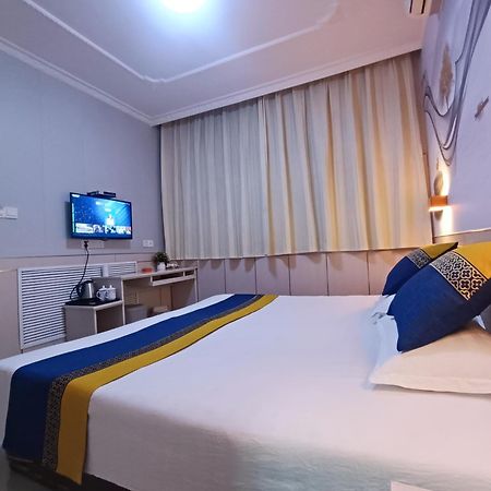 Qufu Garden Hotel Bagian luar foto