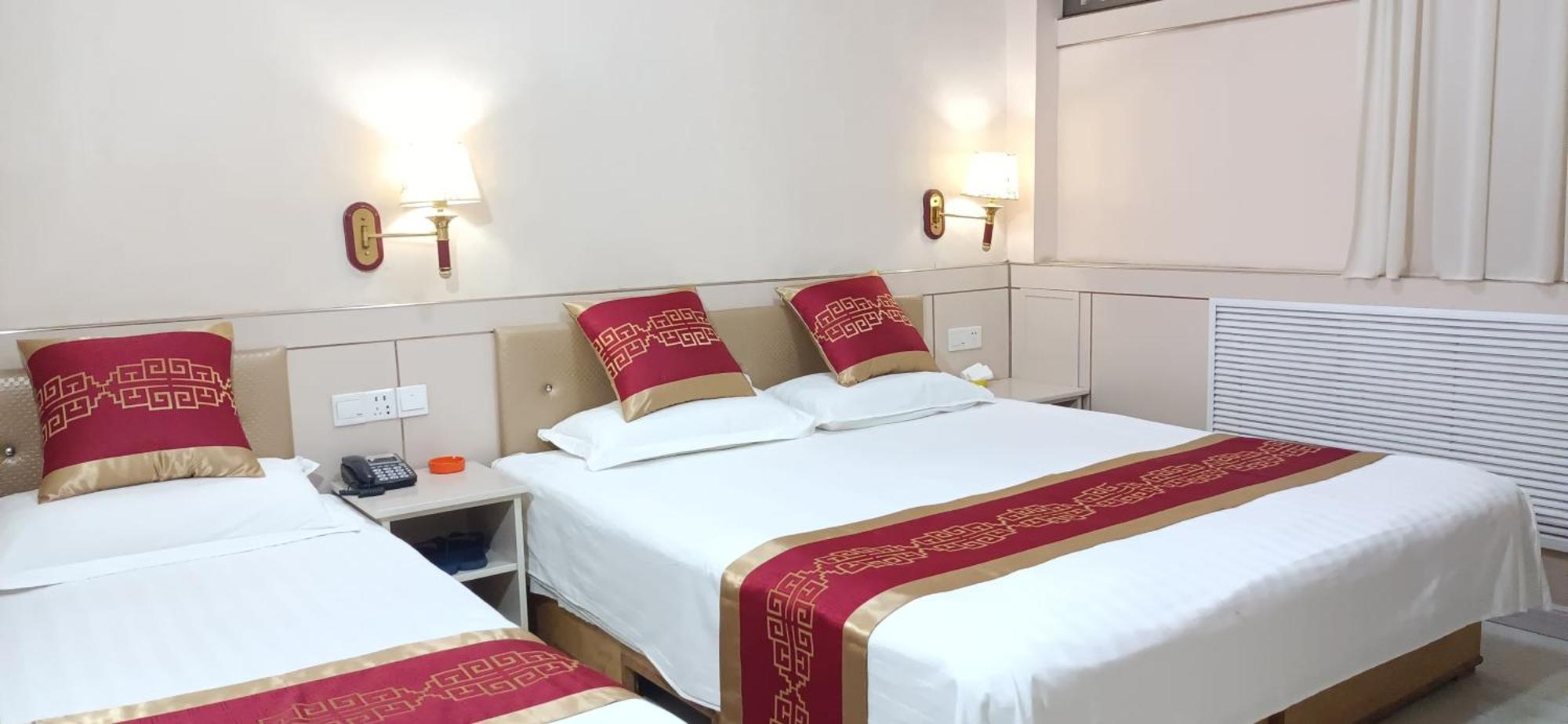 Qufu Garden Hotel Bagian luar foto