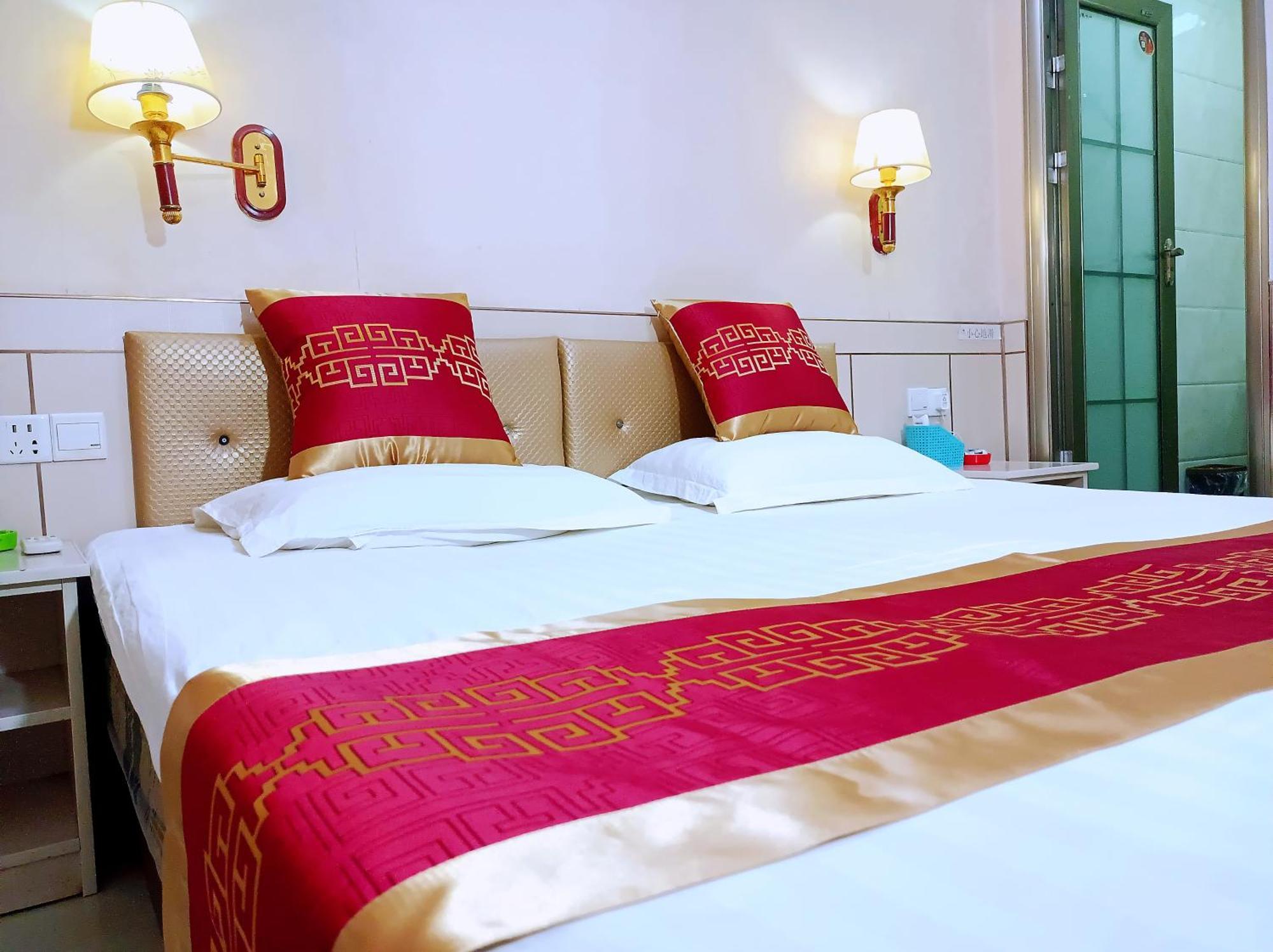 Qufu Garden Hotel Bagian luar foto